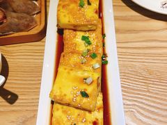 -小镇大厨新概念复合中餐厅(万达广场大连高新店)
