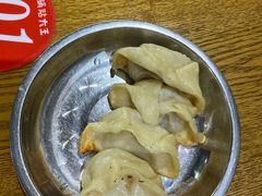 -黄阿姨锅贴大王(万航渡路店)