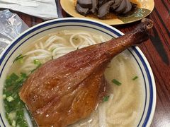-香辉食馆(新兴路店)