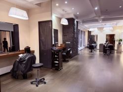 -悦Salon发型设计