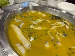 -鑫巴蜀小镇 · 水煮鱼专研店(玉桥店)