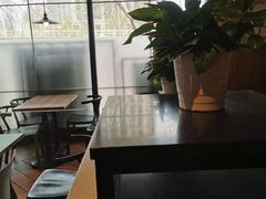靠窗位-肯德基(八里台店)