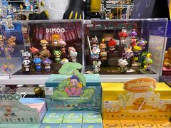 店内环境-泡泡玛特POPMART(侨福芳草地店)