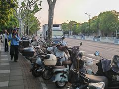 -龙溪路(地铁站)