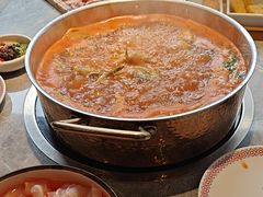 -野山舂·贵州现舂酸汤牛肉(民生路店)