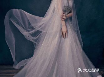 我始终相信爱情是一个很美好的东西，遇见爱情是因为你值
