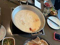 -捞王锅物料理(上海世茂广场店)