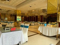 -艳阳天酒店(五里新村店)