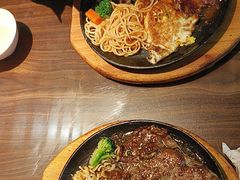 -豪享来牛排(人民店)