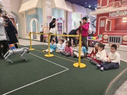 -奈尔宝·儿童乐园·亲子餐厅(华采天地店)