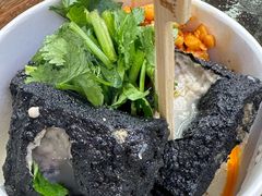 -黑色经典臭豆腐·湖南特产(坡子街特产局店)