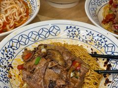 -李与白包子铺(桐梓林店)