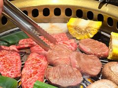 -炼火烤肉店