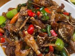 -鸿顺老铁锅美蛙鱼府(解放碑店)