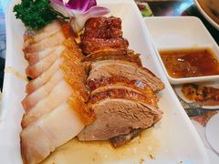 烧肉烧鹅双拼-香港新曜记茶餐厅(万泰城店)