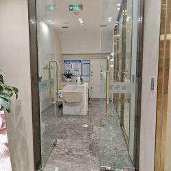 -思妍丽美容