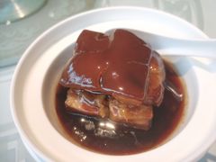 传统东坡肉-西湖春天•老字号杭州菜(百汇店)