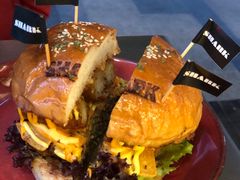 草帽小子芝士脆脆堡-shark burger·鲨鱼汉堡(交子大道店)