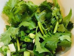 -烧哥美蛙肥肠鱼火锅·十五年社区店