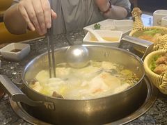 -一席地·本地鸡窝·杭帮鸡火锅(萧山银隆百货店)
