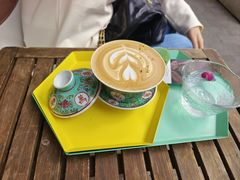 -茶是一枝花泡茶店