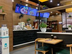 大堂-李先生牛肉面大王(成都东站西广场店)