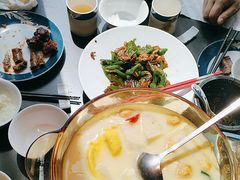 -凤凰湘语·平价海鲜餐厅(浦东旗舰店)