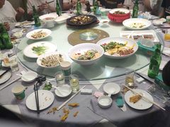 -一家人(南京路店)