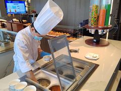 -深圳国际会展中心希尔顿酒店(前海华发冰雪世界店)