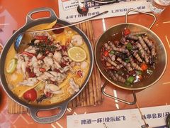 -神府路壹号·海鲜烧烤·砂锅粥·锅物(三坊七巷店)