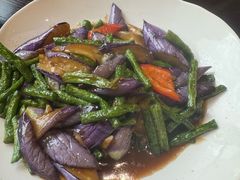 -阿峰饭店·本地土菜馆·农家土鸡煲·一品神仙鸡(报福店)
