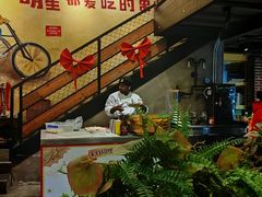 -钢管厂五区小郡肝串串香火锅(梅川路店)