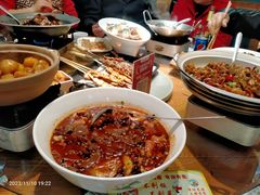 -黄泥岗·地道湖北菜(奥特莱斯店)