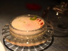 -弦月窗LUNETTE BY AMANDA(复兴路店)