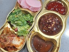 -金会长自助海鲜·烤肉(人民广场店)