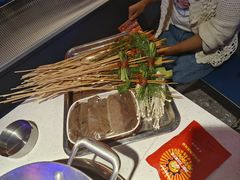 -钢管厂五区小郡肝串串香(滨江店)