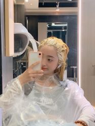 -苑苑发型设计