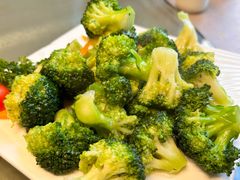 -金牌餐厅·天津菜·八珍豆腐·老爆三(瓷房子店)
