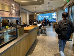 -星巴克臻选(周浦万达店)