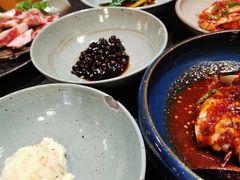 -草家酱蟹炭火烤肉店(珲春南路一店)
