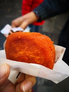 桥梓口贾永信腊牛羊肉-"平时不怎么爱吃柿饼,不过这刚出锅热乎乎的.