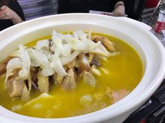 金汤花胶鸡煲-風林火山烤室·涮肉