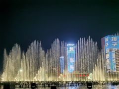 -东港音乐喷泉广场