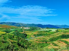 -红土地风景区