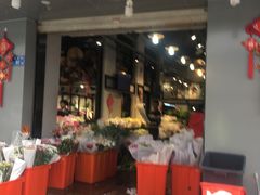 -溪岸路花鸟市场