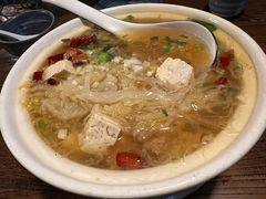 一品酸菜锅-卧龙堡客栈·中餐厅(古北水镇店)