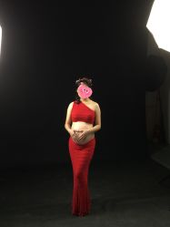 -现代经典婚纱摄影