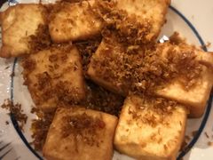 -Cuc Gach Quan Restaurant