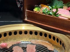 -山川小町·极番烧肉(新地假日广场店)