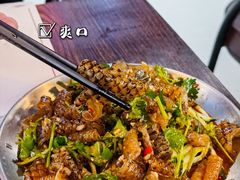 -后街佬·炭火鲜鱼杂(南城店)